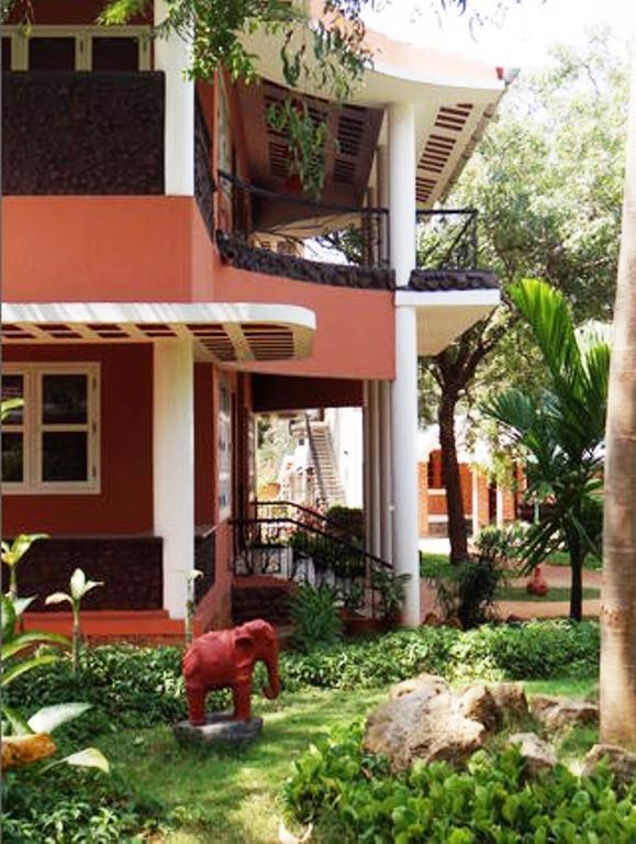 Inn Pondiville Forest Retreat Pondicherry Eksteriør bilde